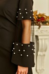 Сукня з перлами Скарлетт AD724701 чорного кольору