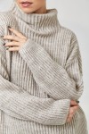Теплый вязаный свитер SW486380000 бежевый